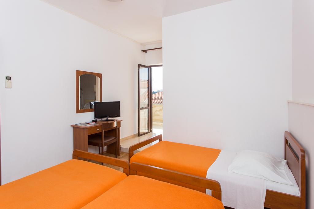 Guest House Lina 杜布罗夫尼克 外观 照片